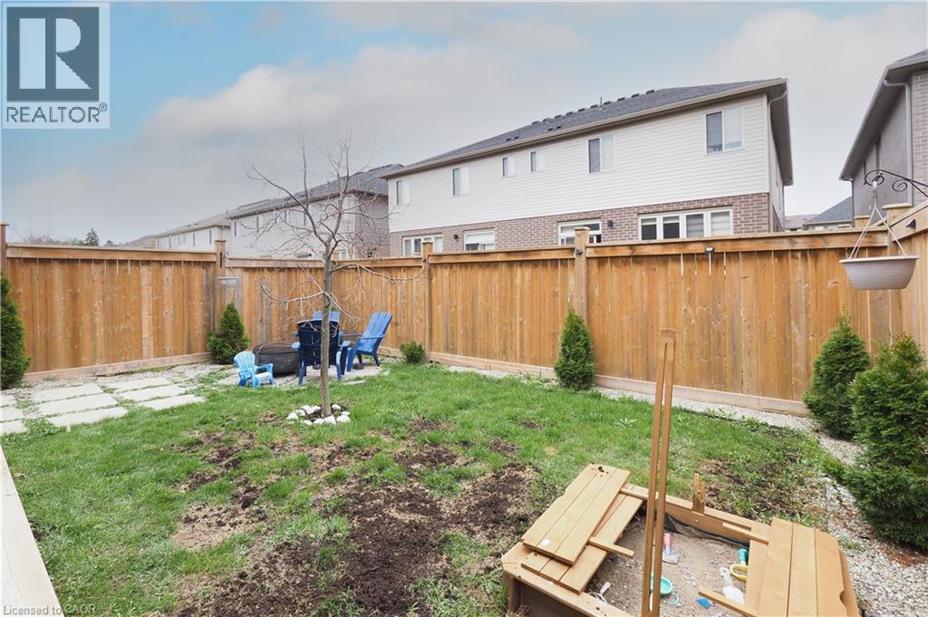 27 GLEASON Crescent, Kitchener, Ontario, N2M0B7 — Photo 43