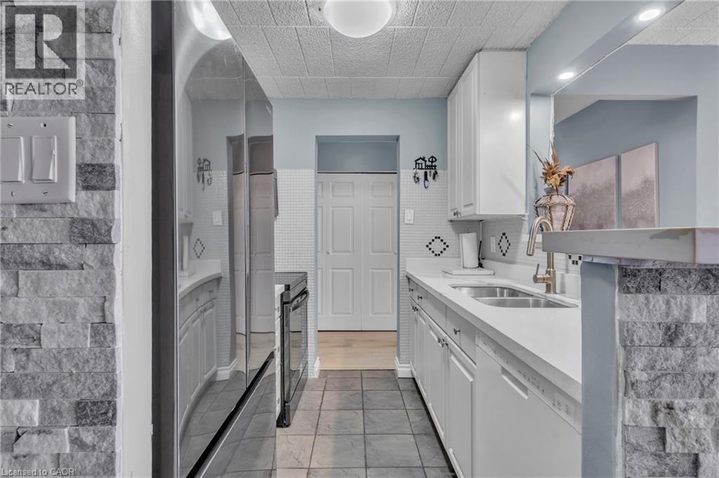 80 BRECKENRIDGE Drive Unit# 107, Kitchener, Ontario, N2B2N9 — Photo 8