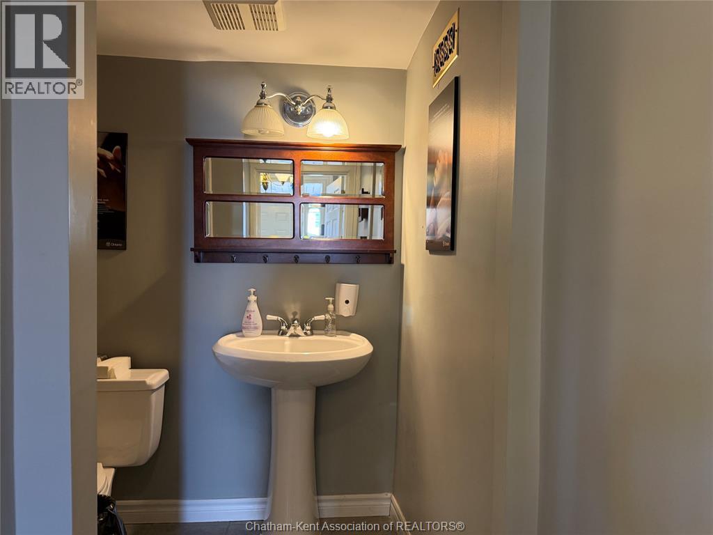 78 Victoria AVENUE, Chatham, Ontario, N7L3A1 — Photo 10