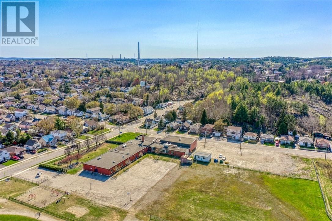 593 Bruce Avenue, Greater Sudbury, Ontario, P3C5C2 — Photo 2