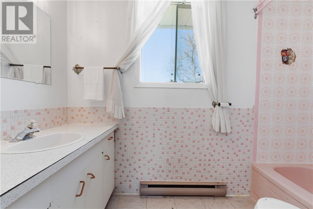 790 Burton Avenue, Sudbury, Ontario, P3C4L4 — Photo 14