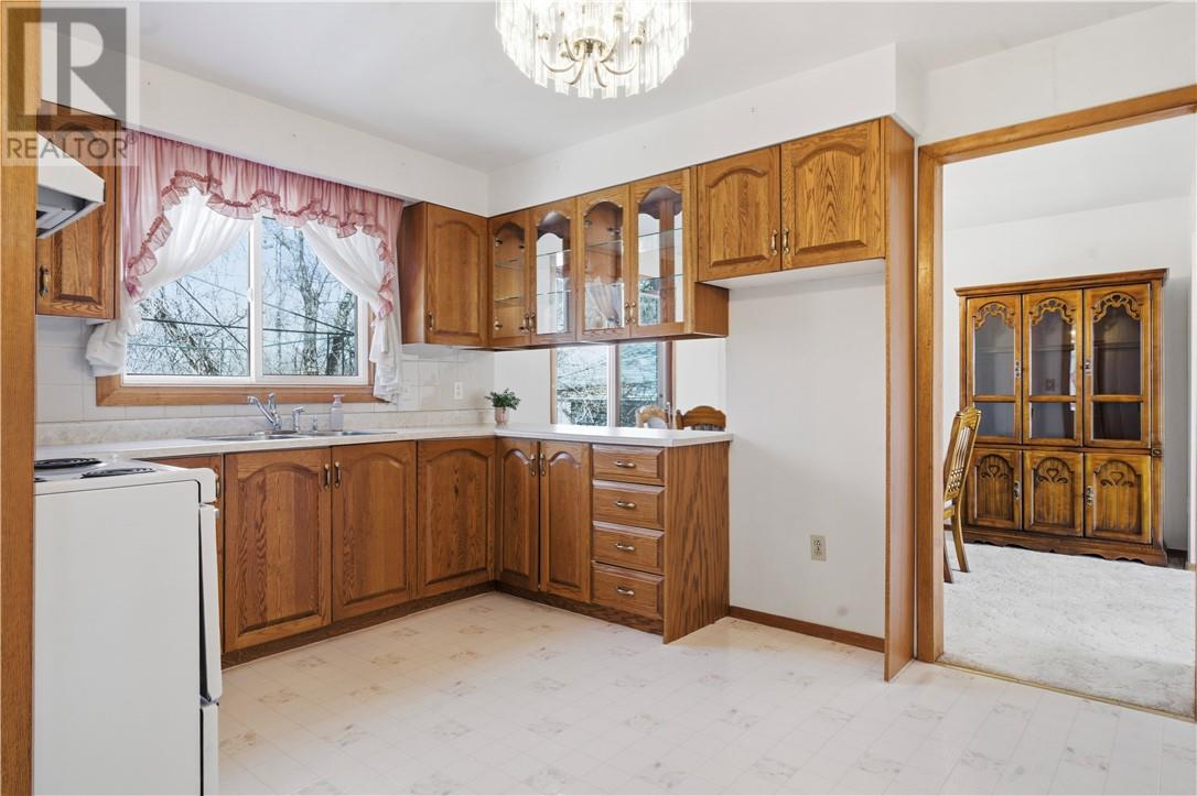 790 Burton Avenue, Sudbury, Ontario, P3C4L4 — Photo 4