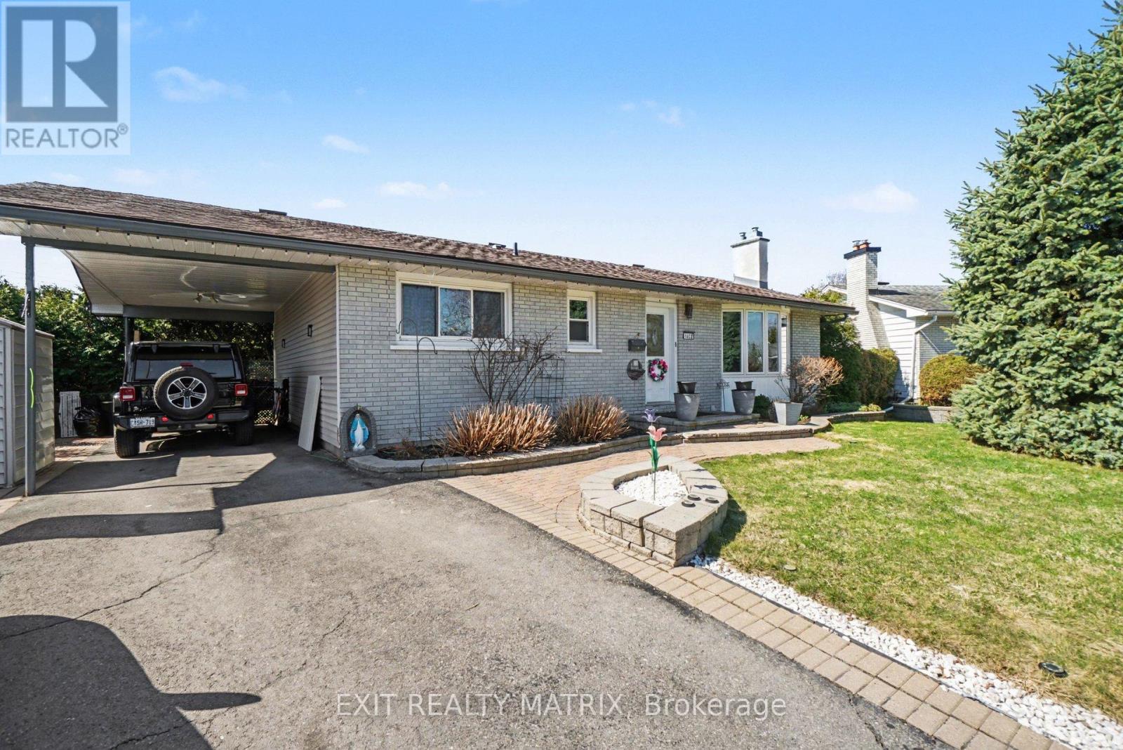 1402 JAMISON AVENUE, Ottawa, Ontario, K1E1J5 — Photo 3