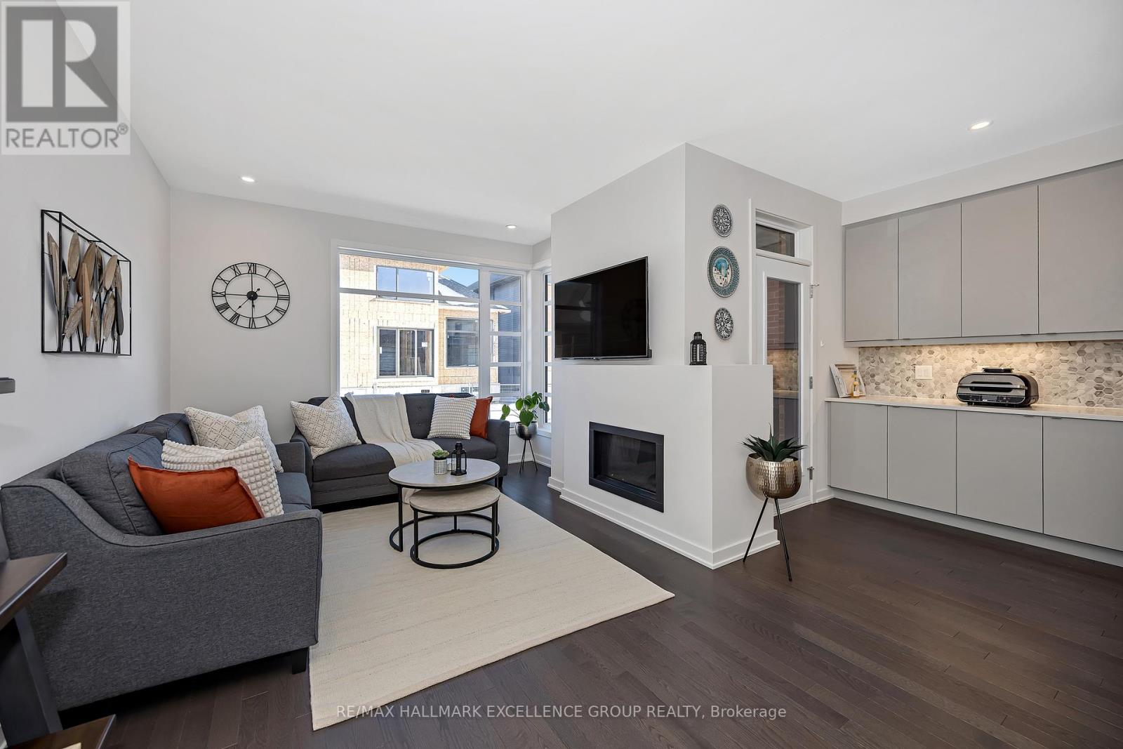 677 HONEYDEW STREET, Ottawa, Ontario, K1X0K5 — Photo 8