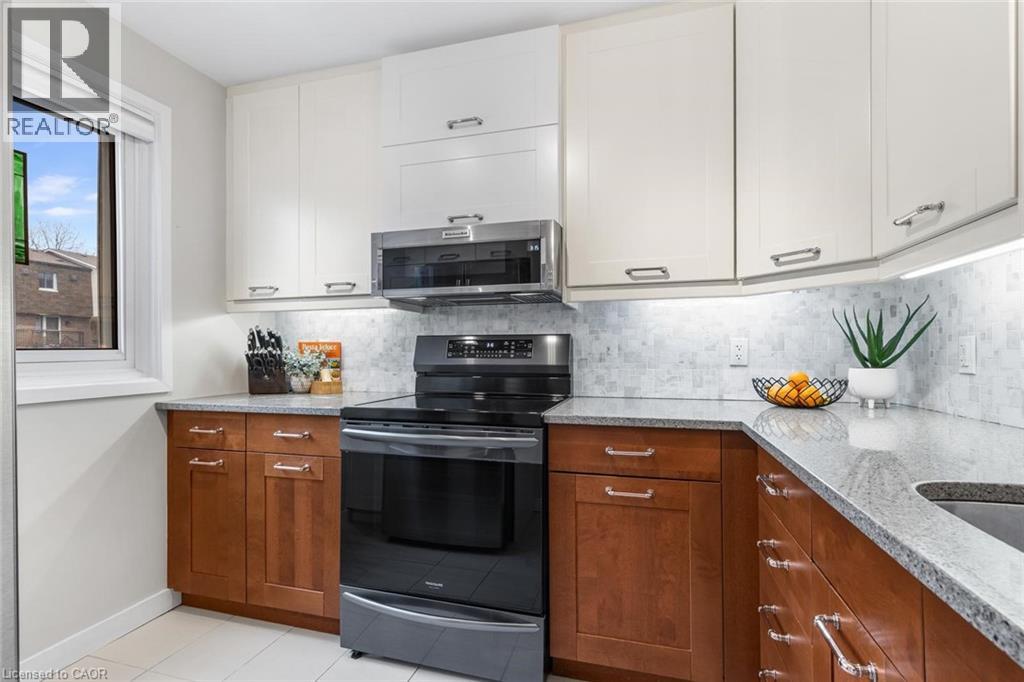 71 SARAH Lane, Oakville, Ontario, L6L3V2 — Photo 7