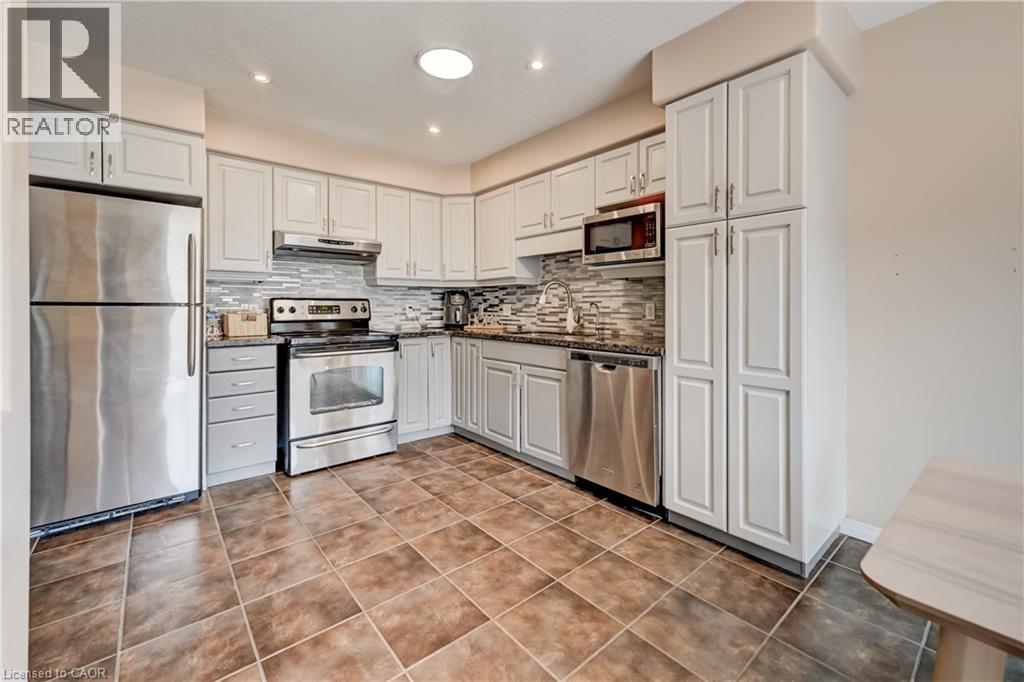 547 WILD IRIS Avenue, Waterloo, Ontario, N2V2W4 — Photo 10