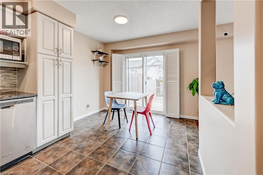 547 WILD IRIS Avenue, Waterloo, Ontario, N2V2W4 — Photo 12