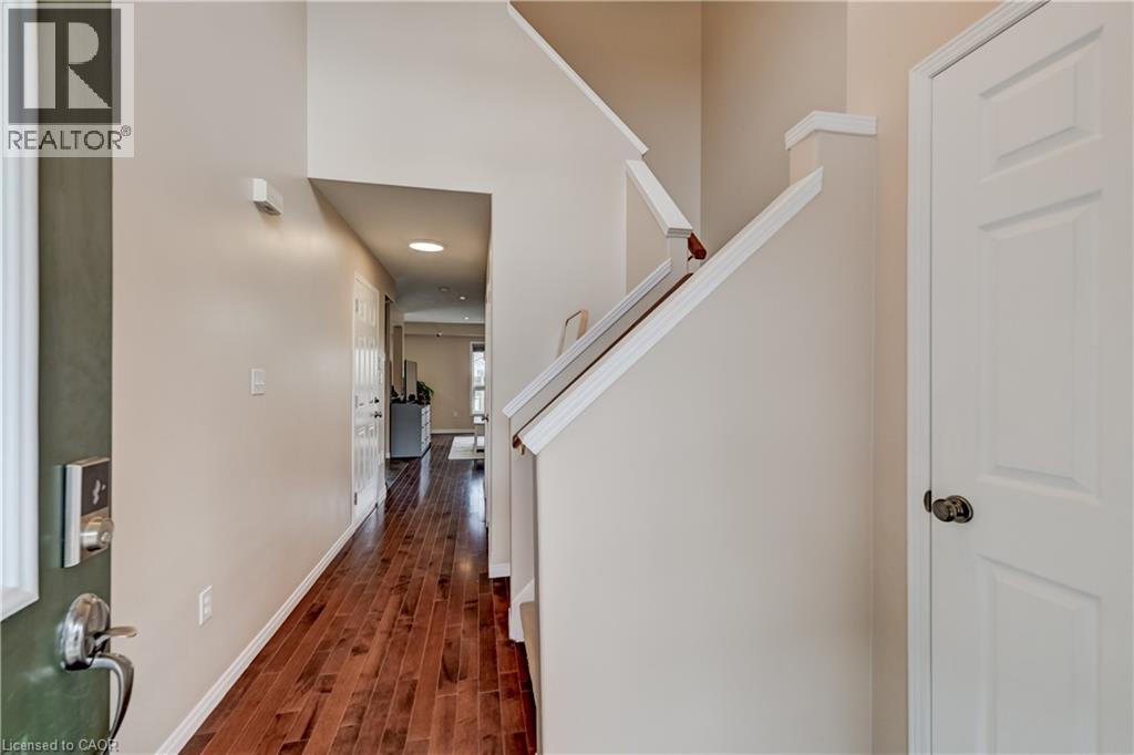 547 WILD IRIS Avenue, Waterloo, Ontario, N2V2W4 — Photo 3