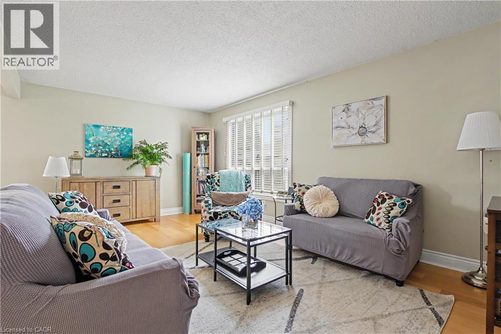 661 FRANCIS Road Unit# 4, Burlington, Ontario, L7T3X6 — Photo 5