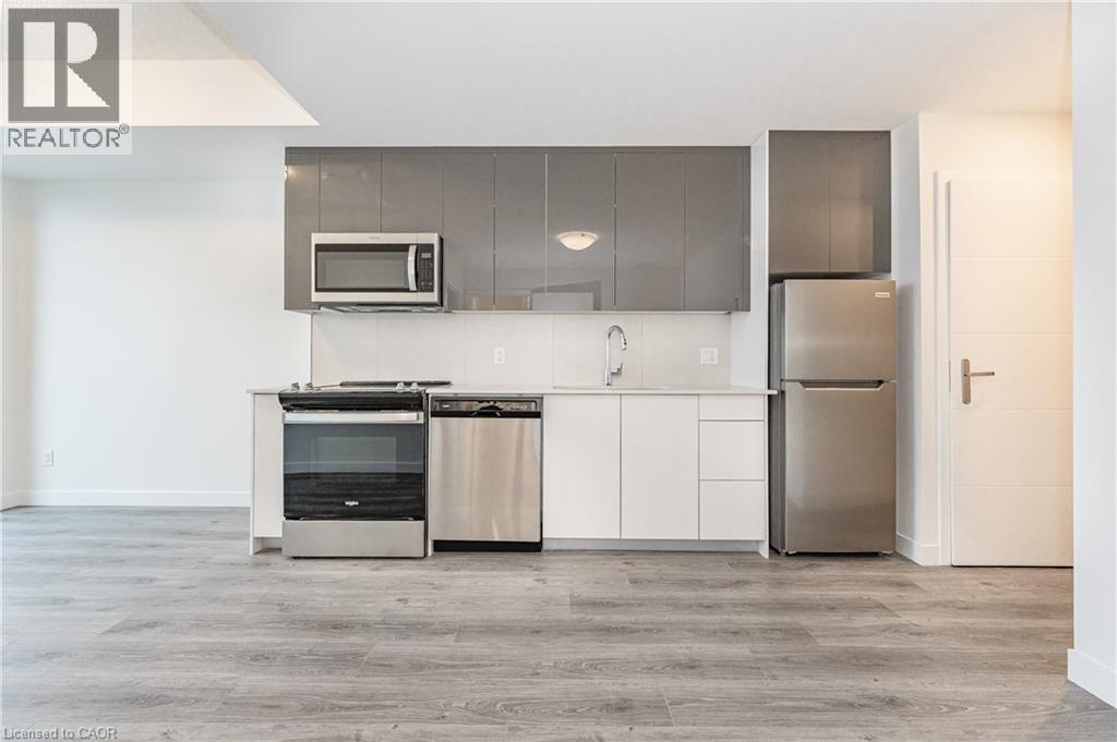 60 FREDERICK Street Unit# 3004, Kitchener, Ontario, N2H0C7 — Photo 2