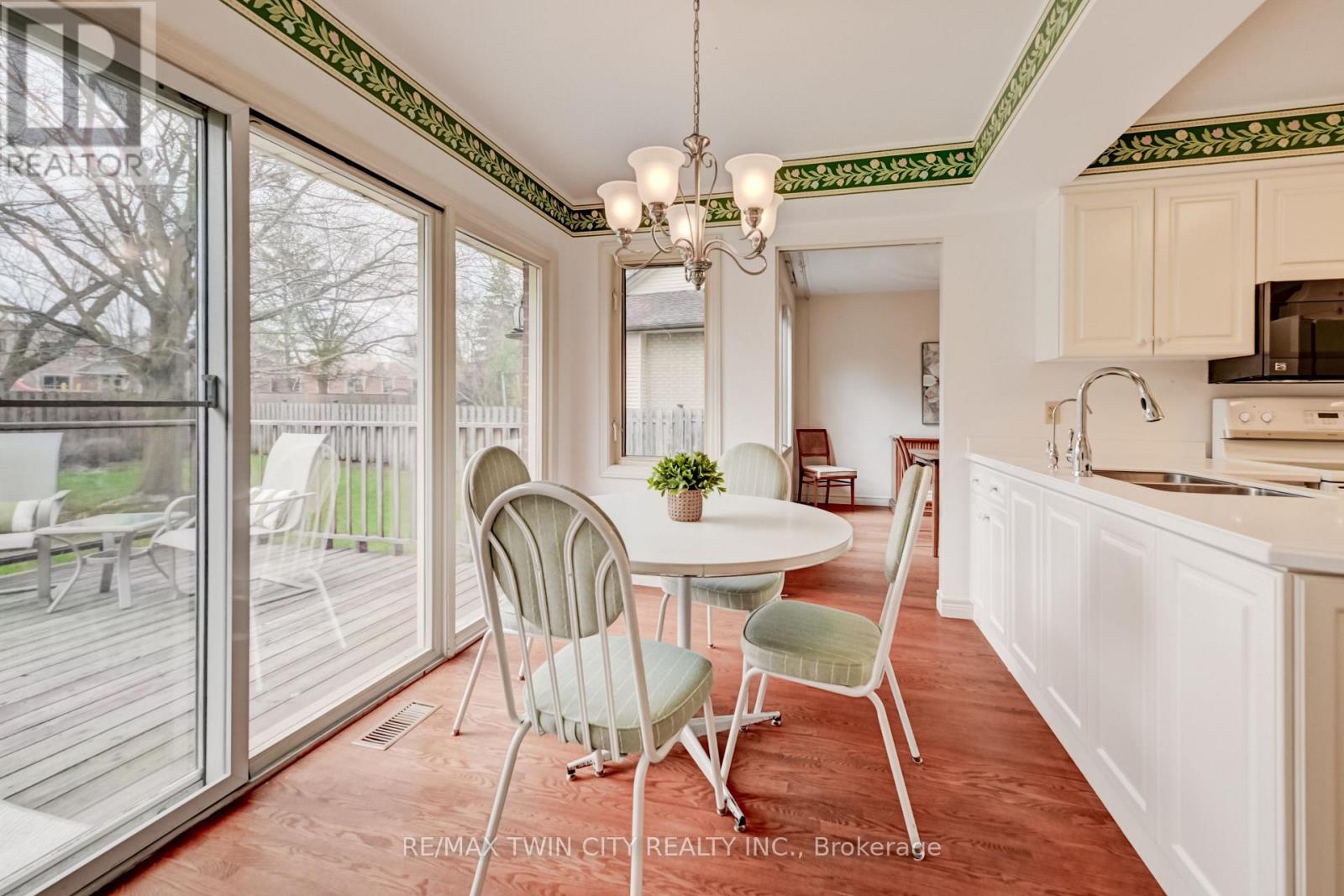 285 MAGNOLIA PLACE, Waterloo, Ontario, N2V2A3 — Photo 12