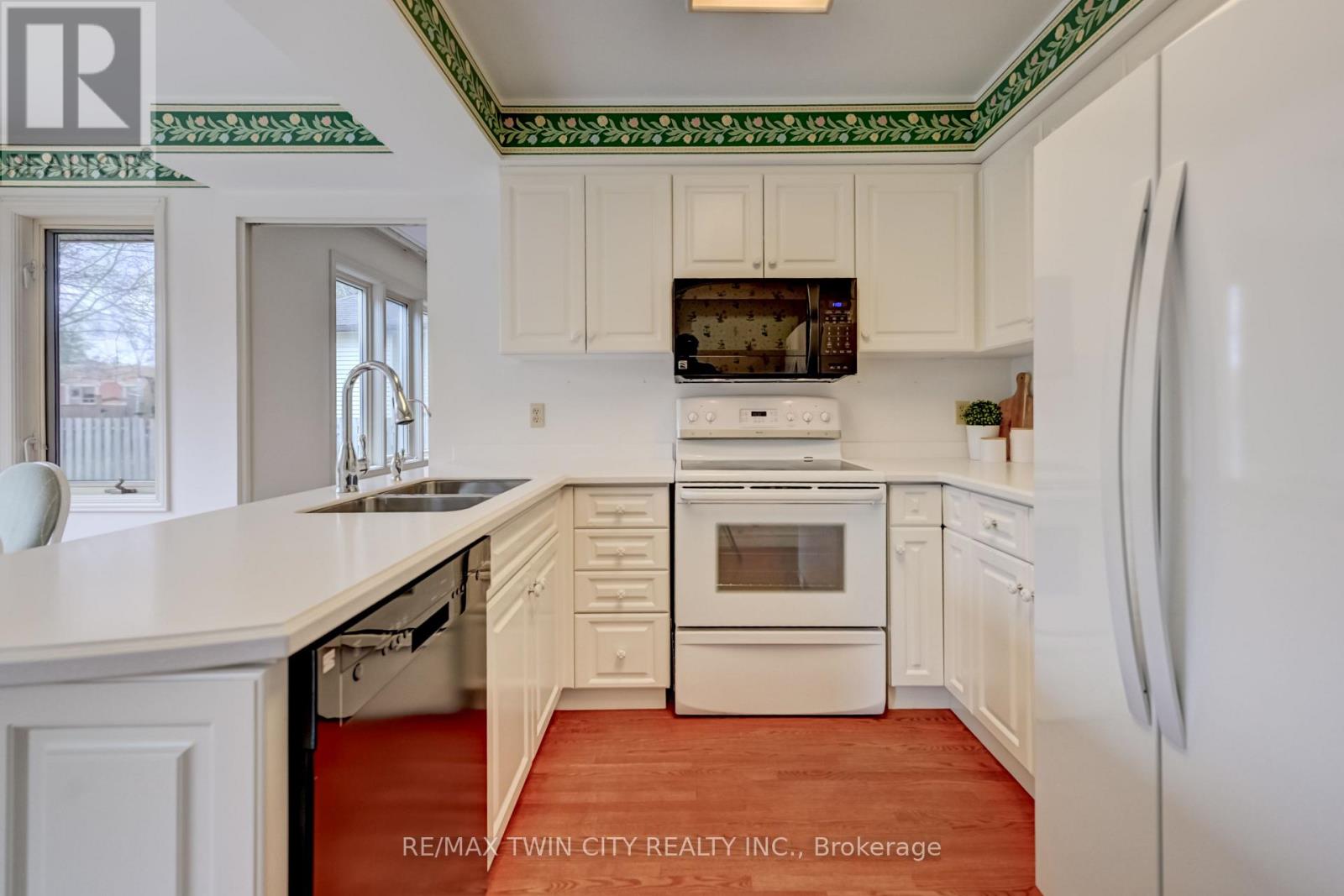 285 MAGNOLIA PLACE, Waterloo, Ontario, N2V2A3 — Photo 14