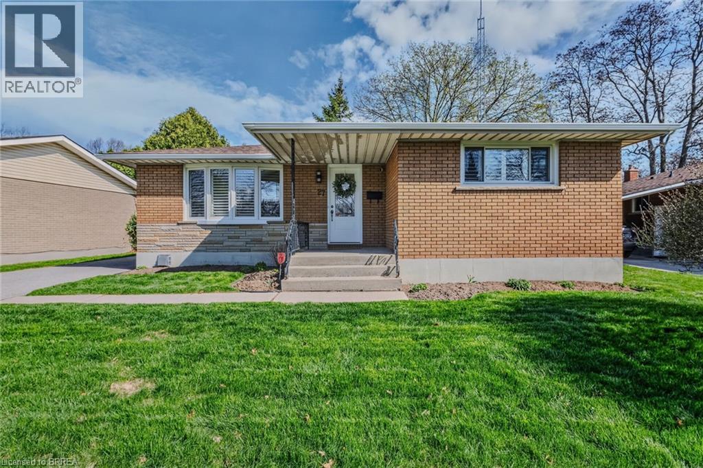 27 ALLANTON Boulevard, Brantford, Ontario, N3R3B8 — Photo 4