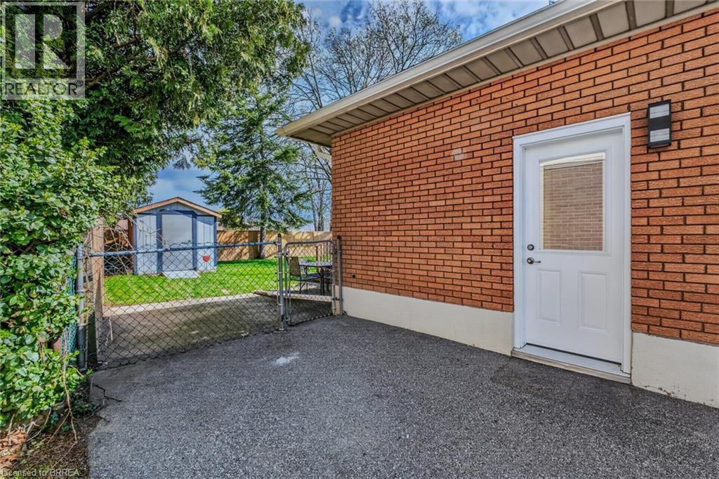 27 ALLANTON Boulevard, Brantford, Ontario, N3R3B8 — Photo 5