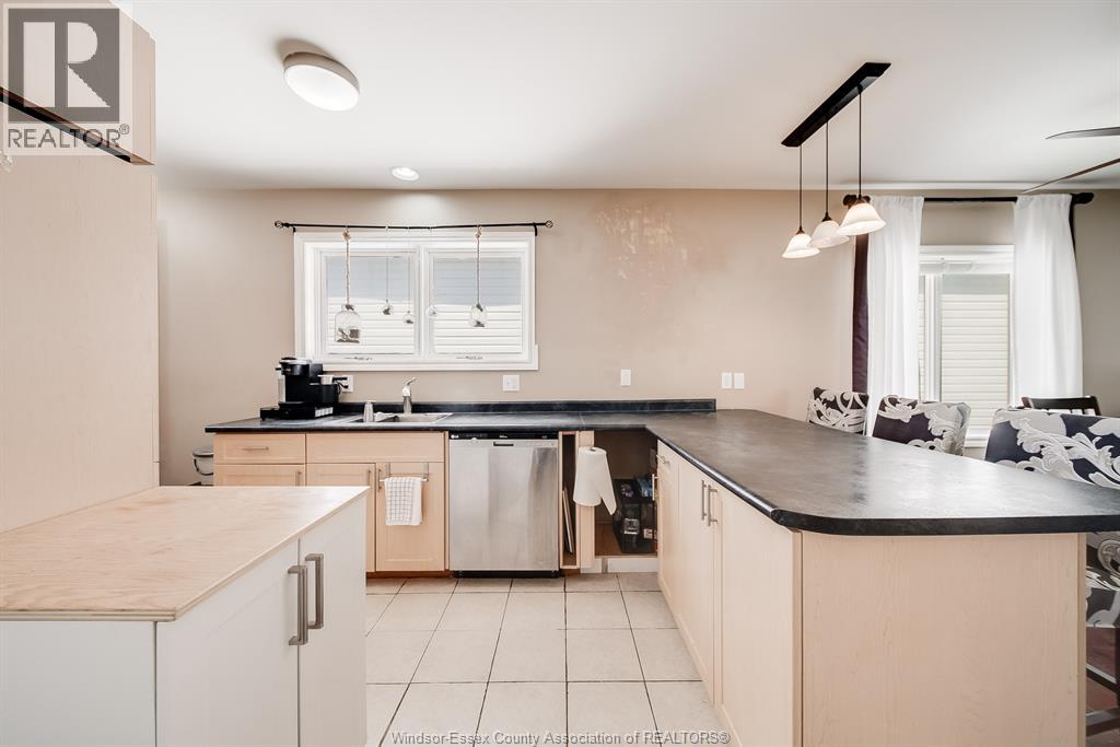 641 CAMERON AVENUE, Windsor, Ontario, N9B1Z2 — Photo 16
