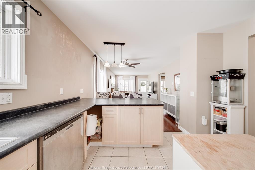 641 CAMERON AVENUE, Windsor, Ontario, N9B1Z2 — Photo 17