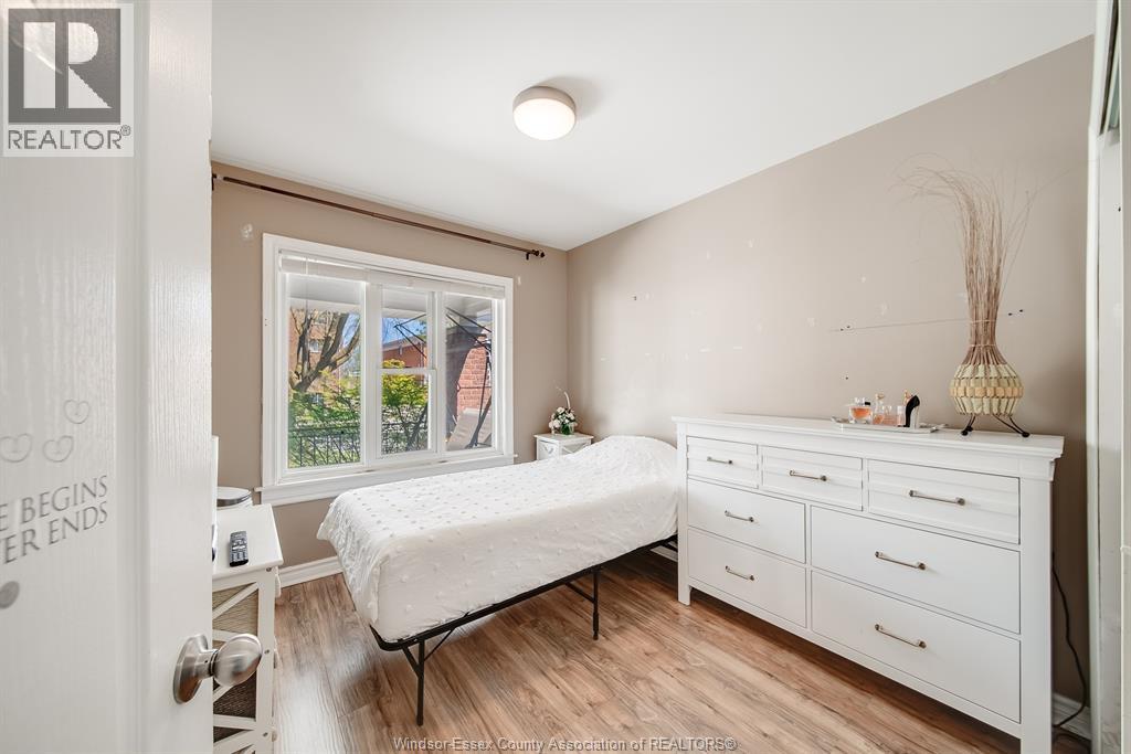 641 CAMERON AVENUE, Windsor, Ontario, N9B1Z2 — Photo 24