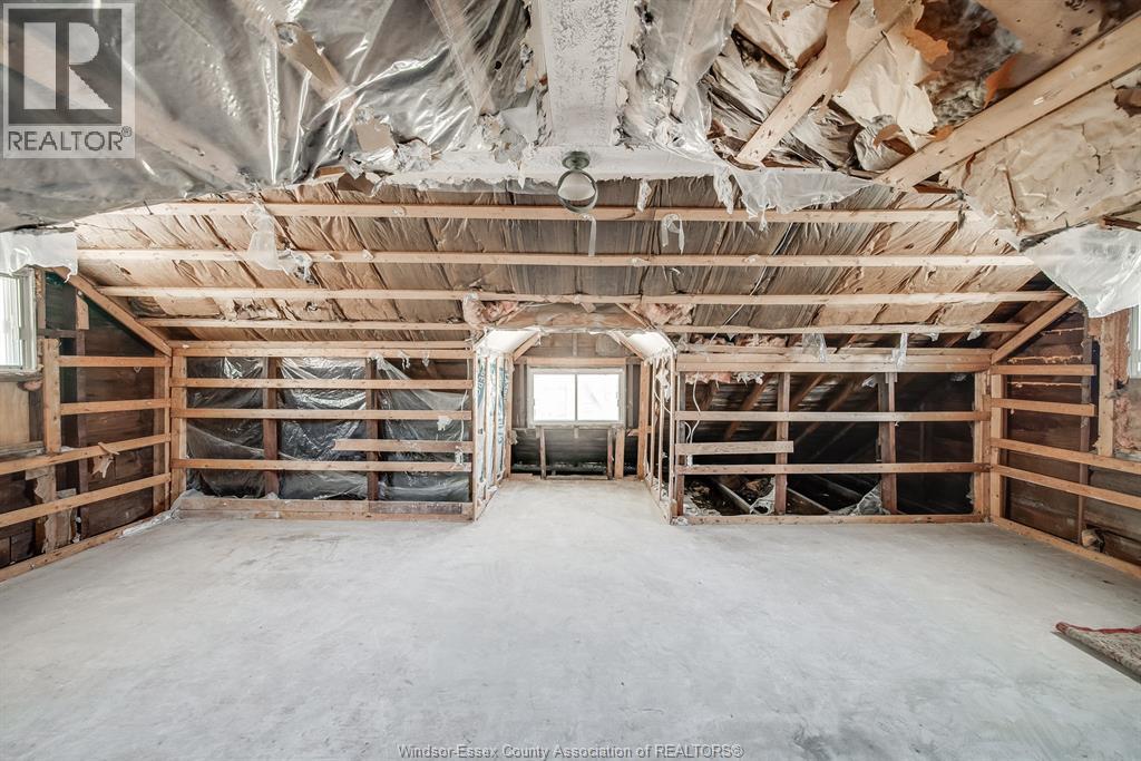 641 CAMERON AVENUE, Windsor, Ontario, N9B1Z2 — Photo 31