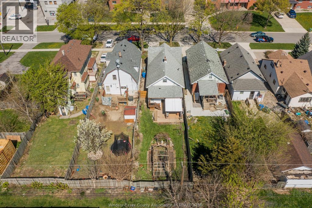 641 CAMERON AVENUE, Windsor, Ontario, N9B1Z2 — Photo 5