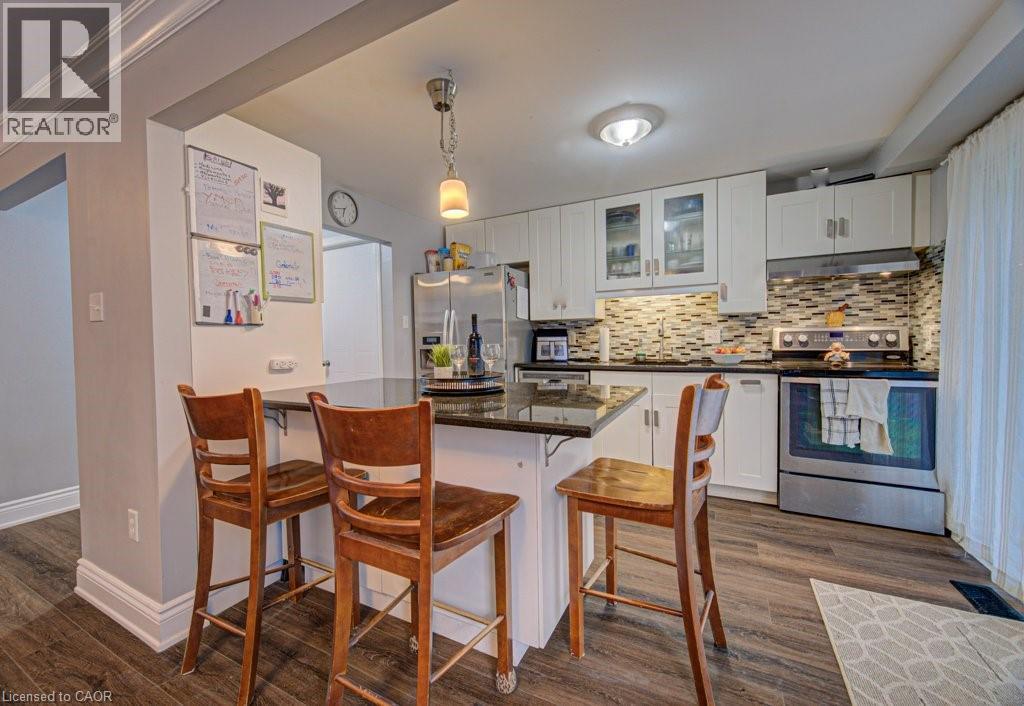 237B THISTLEGLEN Place, Waterloo, Ontario, N2T2A6 — Photo 13