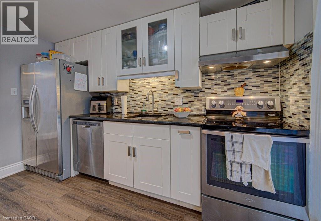 237B THISTLEGLEN Place, Waterloo, Ontario, N2T2A6 — Photo 15