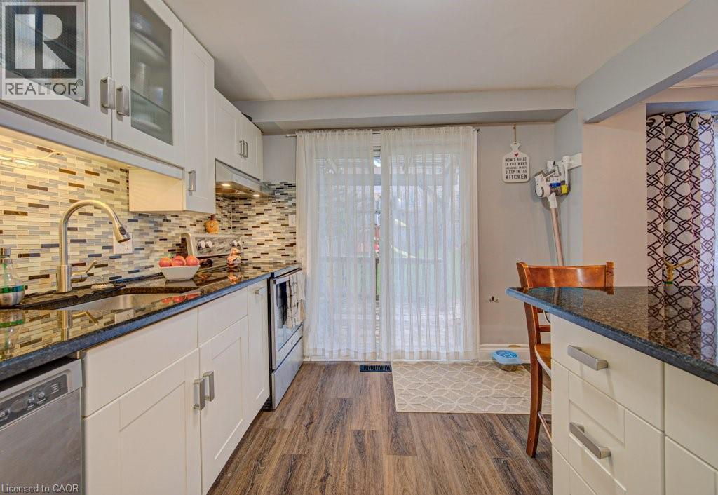 237B THISTLEGLEN Place, Waterloo, Ontario, N2T2A6 — Photo 18