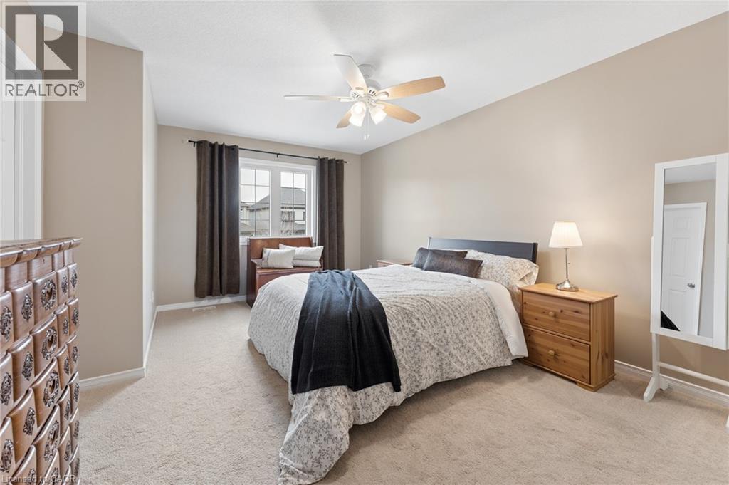 11 WILDFLOWER Street, Kitchener, Ontario, N2P2X5 — Photo 10