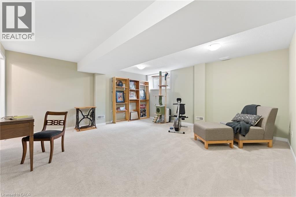 11 WILDFLOWER Street, Kitchener, Ontario, N2P2X5 — Photo 22