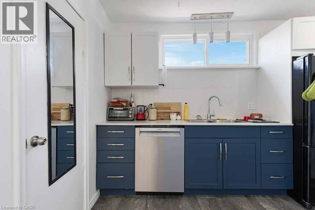 97 ST GEORGE Street, Kitchener, Ontario, N2G2T2 — Photo 26