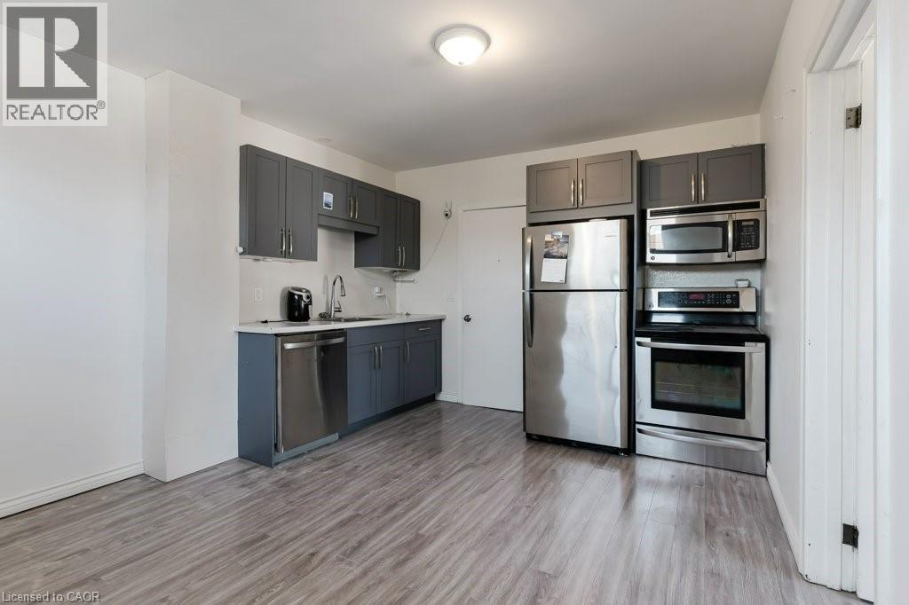 97 ST GEORGE Street, Kitchener, Ontario, N2G2T2 — Photo 32