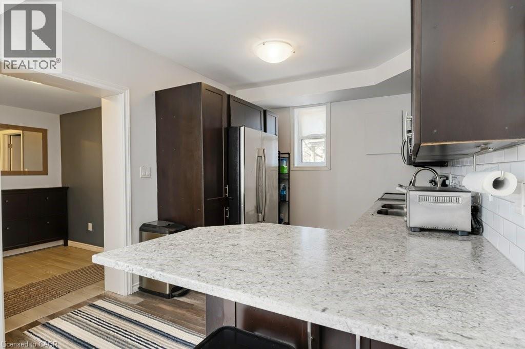 97 ST GEORGE Street, Kitchener, Ontario, N2G2T2 — Photo 9
