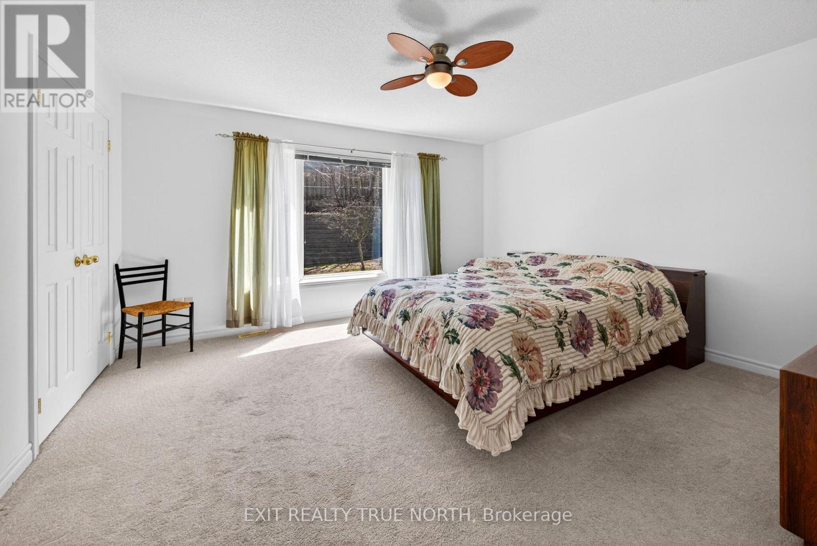 1021 WHITNEY CRESCENT, Midland, Ontario, L4R5N3 — Photo 4