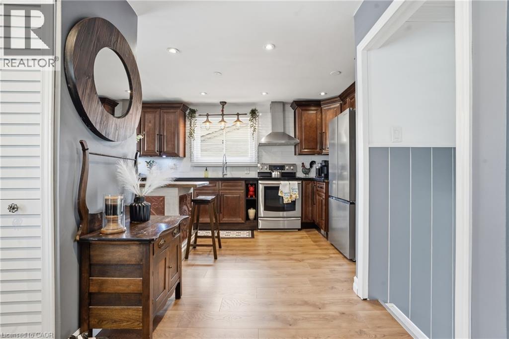 46 GLENVALE Drive, Hamilton, Ontario, L9C2X6 — Photo 11