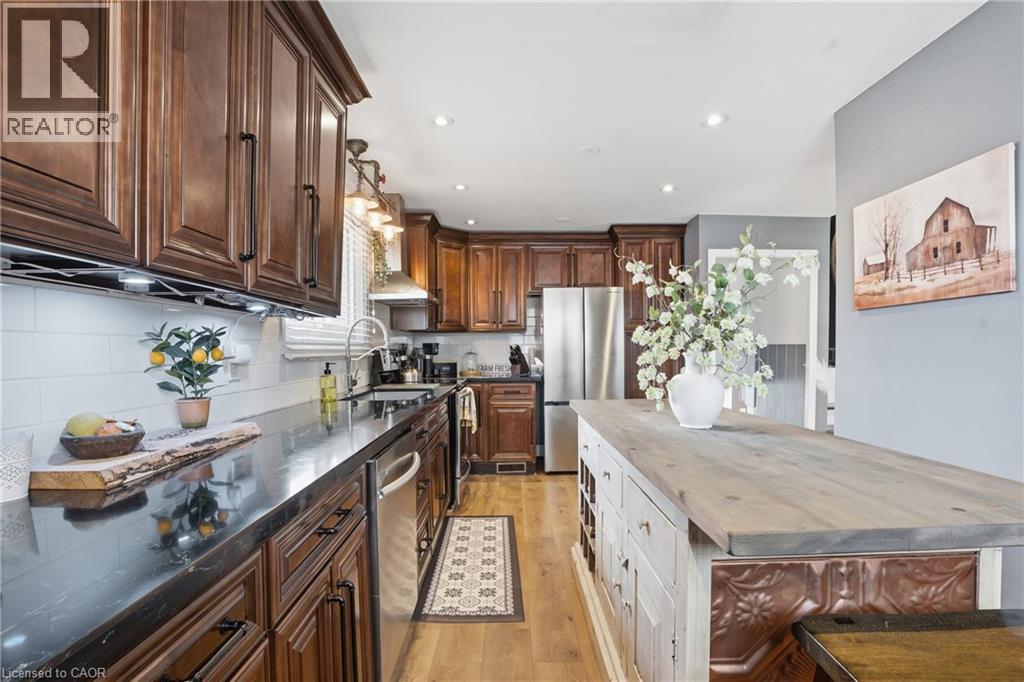 46 GLENVALE Drive, Hamilton, Ontario, L9C2X6 — Photo 14