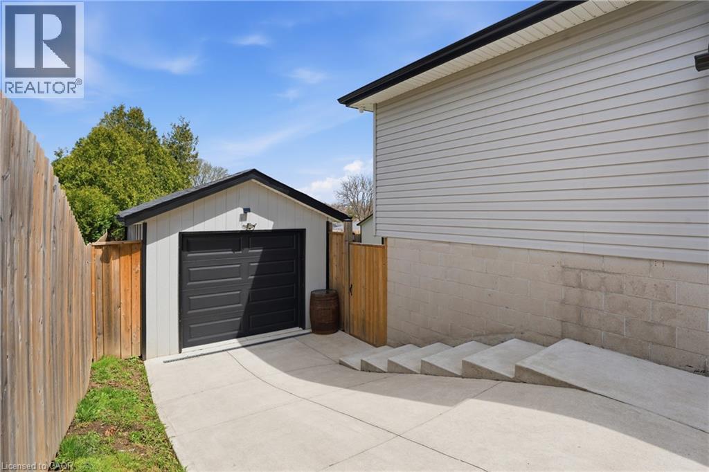 46 GLENVALE Drive, Hamilton, Ontario, L9C2X6 — Photo 39