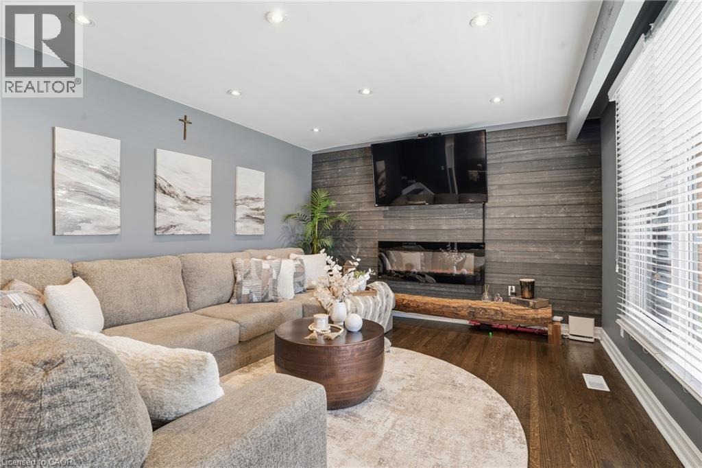 46 GLENVALE Drive, Hamilton, Ontario, L9C2X6 — Photo 8