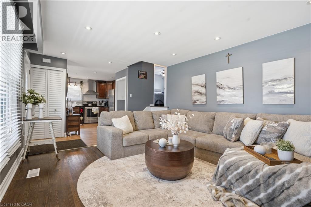 46 GLENVALE Drive, Hamilton, Ontario, L9C2X6 — Photo 9