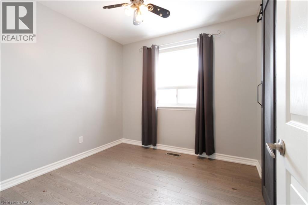 1601 SANDGATE Crescent Unit# Main, Mississauga, Ontario, L5J2E3 — Photo 16