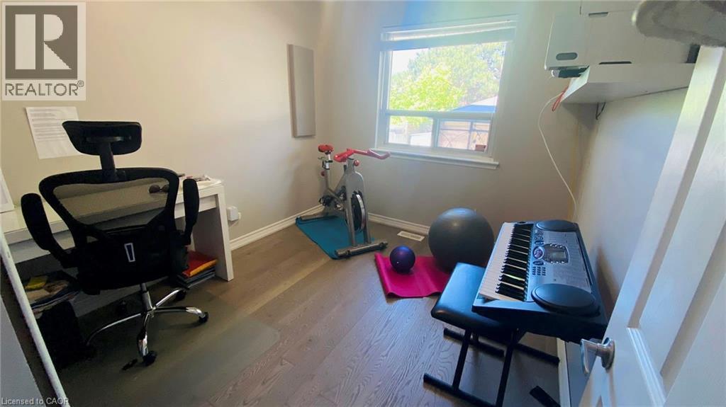 1601 SANDGATE Crescent Unit# Main, Mississauga, Ontario, L5J2E3 — Photo 18