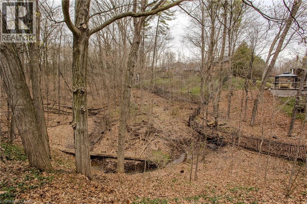 1141 CROFTON Way, Burlington, Ontario, L7P3A8 — Photo 6