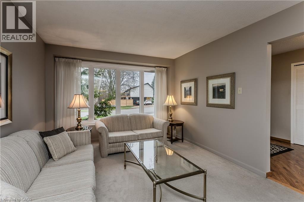 1141 CROFTON Way, Burlington, Ontario, L7P3A8 — Photo 8