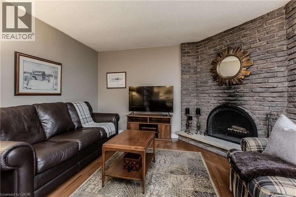 1141 CROFTON Way, Burlington, Ontario, L7P3A8 — Photo 9