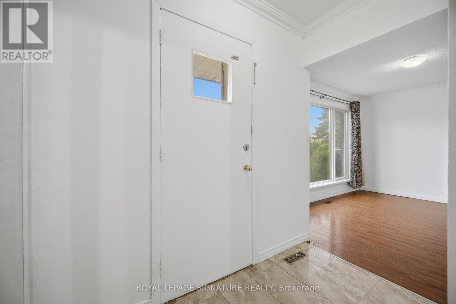 42 FLAMINGO CRESCENT, Brampton (Southgate), Ontario, L6T2G5 — Photo 6