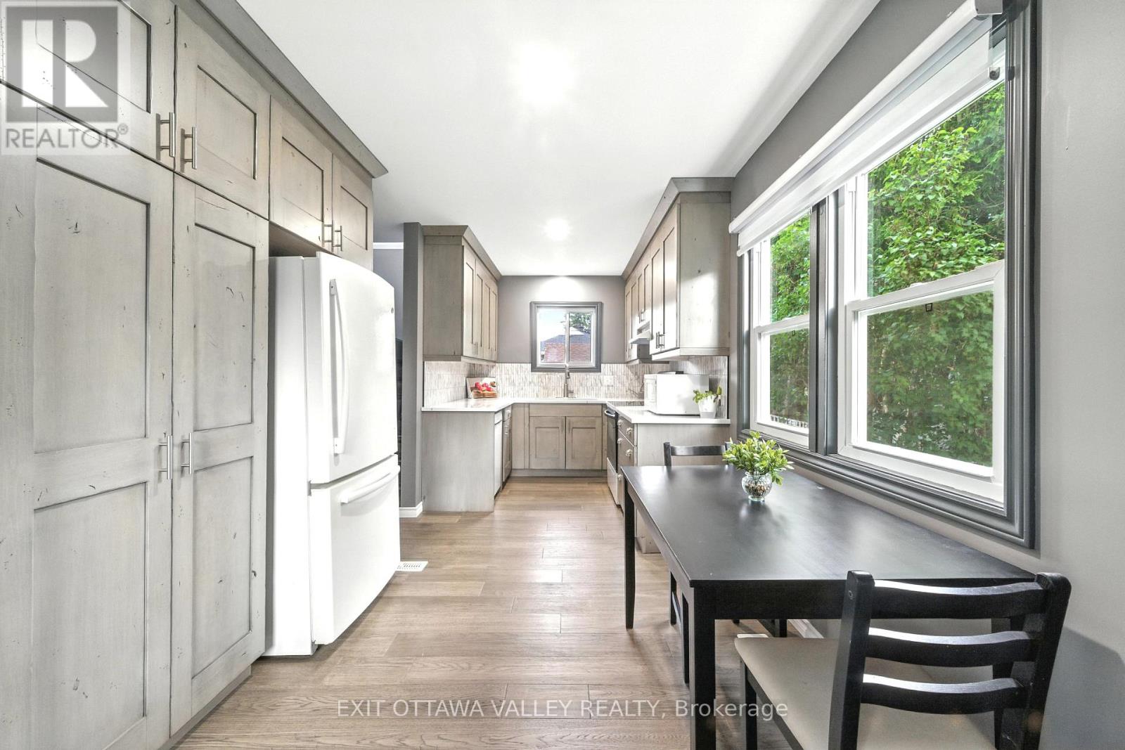 49 GLENDALE AVENUE, Deep River, Ontario, K0J1P0 — Photo 14