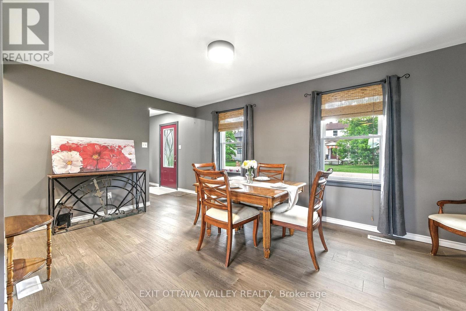 49 GLENDALE AVENUE, Deep River, Ontario, K0J1P0 — Photo 7