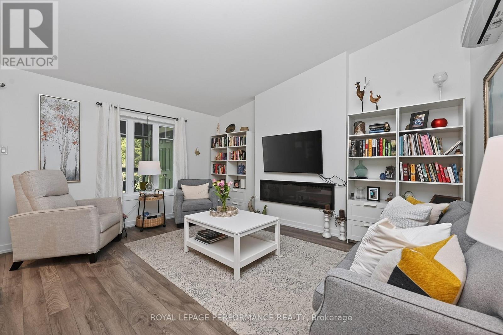 202 - 83 ST MORITZ TRAIL, Russell, Ontario, K0A1W0 — Photo 3