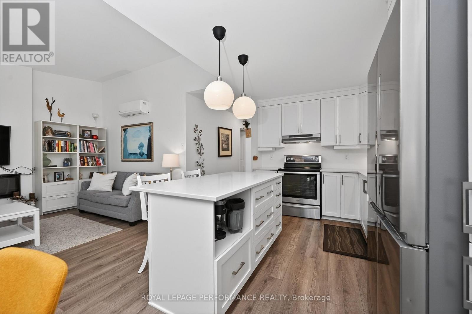 202 - 83 ST MORITZ TRAIL, Russell, Ontario, K0A1W0 — Photo 9