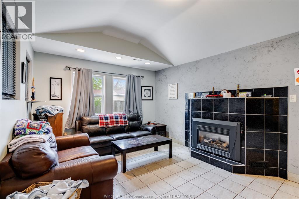 1451 Aubin, Windsor, Ontario, N8Y4E8 — Photo 10