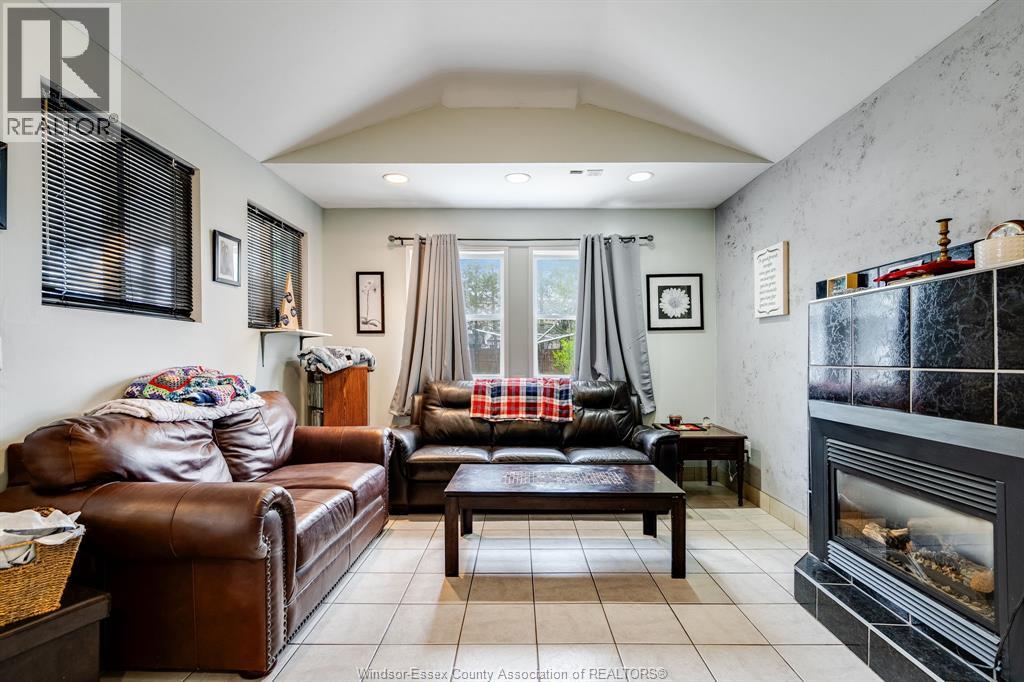 1451 Aubin, Windsor, Ontario, N8Y4E8 — Photo 11