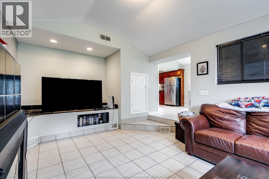 1451 Aubin, Windsor, Ontario, N8Y4E8 — Photo 12